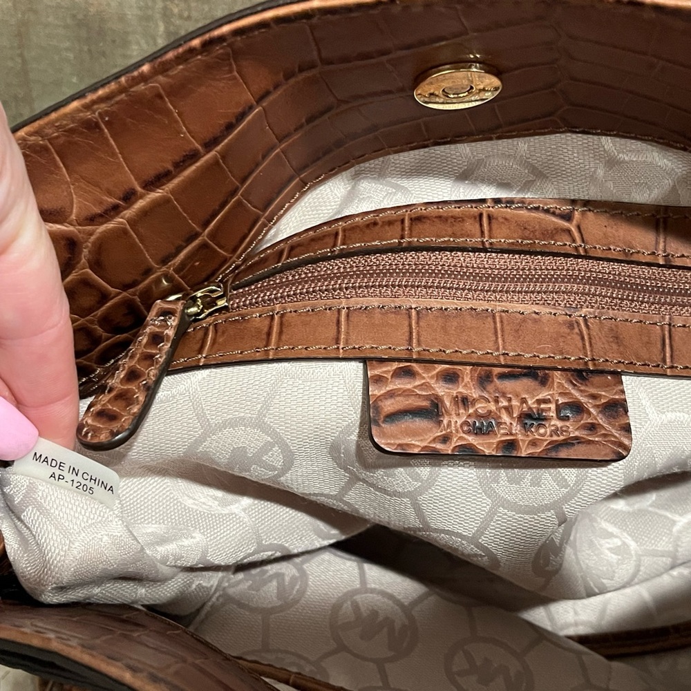 Authentic MICHAEL KORS Croc Embossed Hamilton Satchel VGC! - Picture 11 of 12